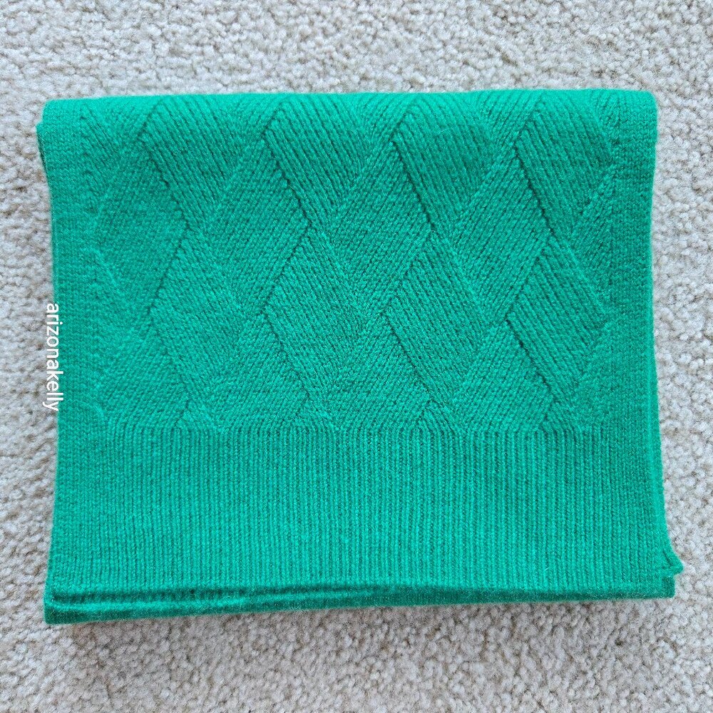 NWOT Talbots Cashmere Knit Scarf With Diamond Pattern Kelly Green